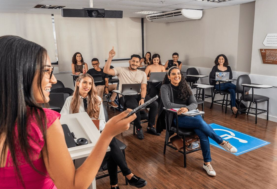 Graduação em Direito - Faculdade Baiana de Direito