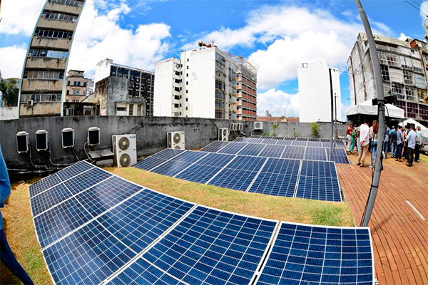 placa-de-energia-solar-sustentavel-autosustentavel-prefeitura-de-salvador-bahia-bairro-do-comercio-secis-cidade-sustentavel-resiliencia